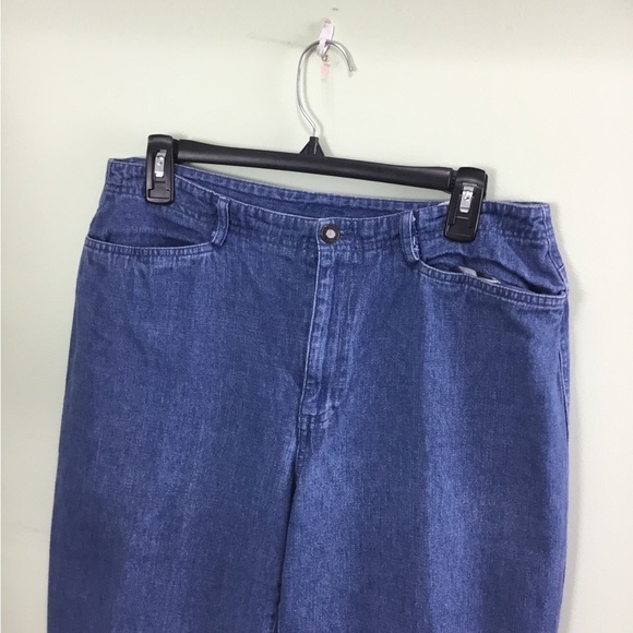 LIZ Claiborne First Issue size 12 light denim jean Capri - Picture 4 of 16